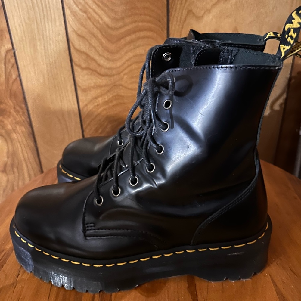 Dr. Marten “Jadon” Platform Boots